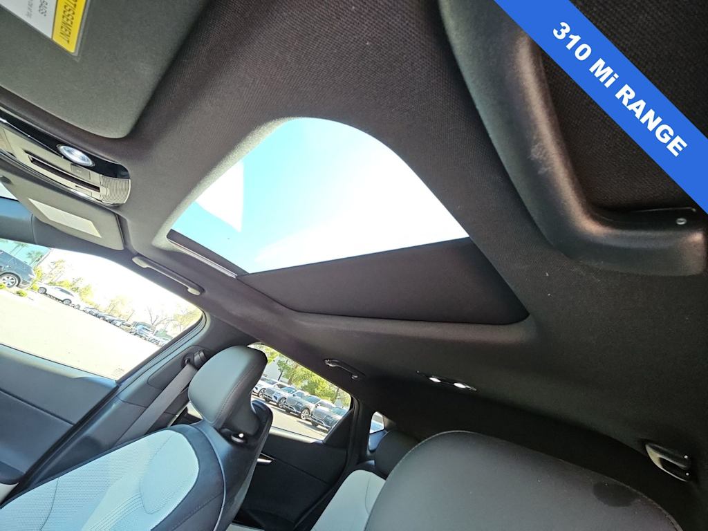 Thumbnail: 2024 Kia EV6 - 29