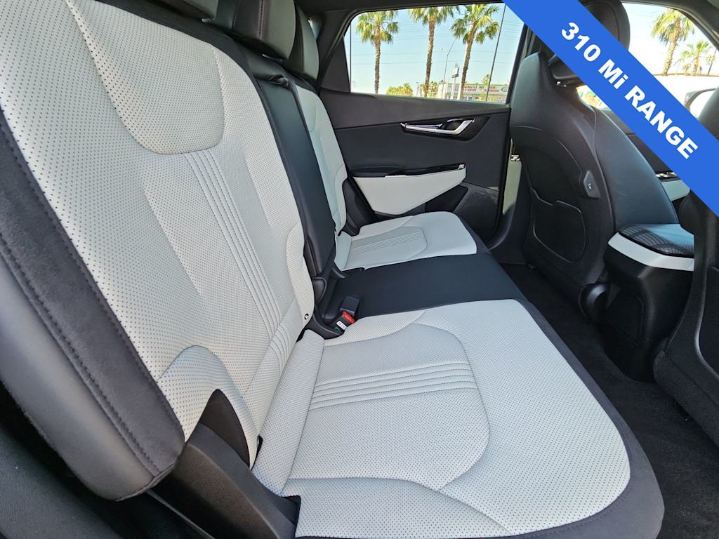 Thumbnail: 2024 Kia EV6 - 13