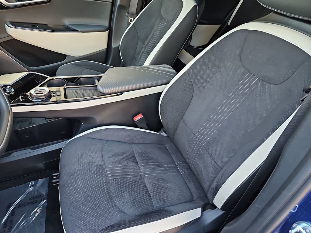 Thumbnail: 2023 Kia EV6 - 10