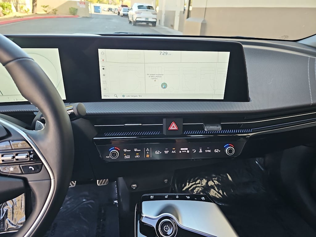 Thumbnail: 2023 Kia EV6 - 14