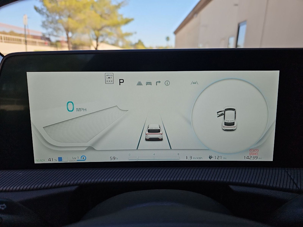 Thumbnail: 2023 Kia EV6 - 24