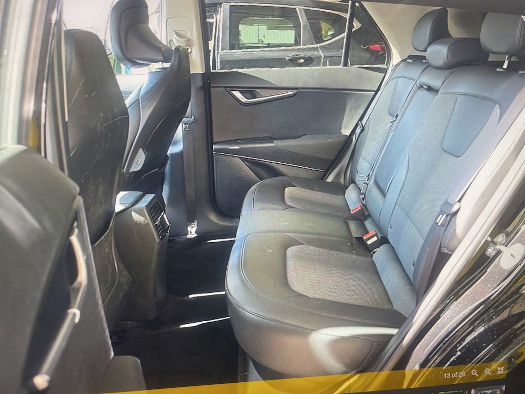 Thumbnail: 2023 Kia Niro - 10