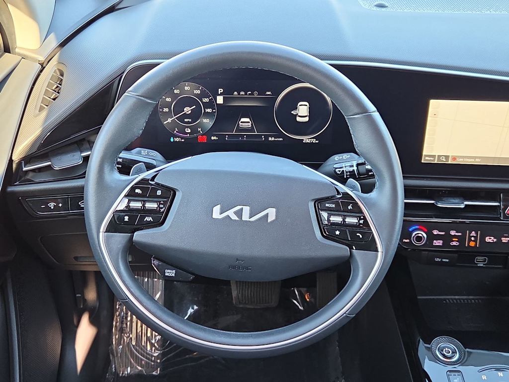 Thumbnail: 2023 Kia Niro - 14