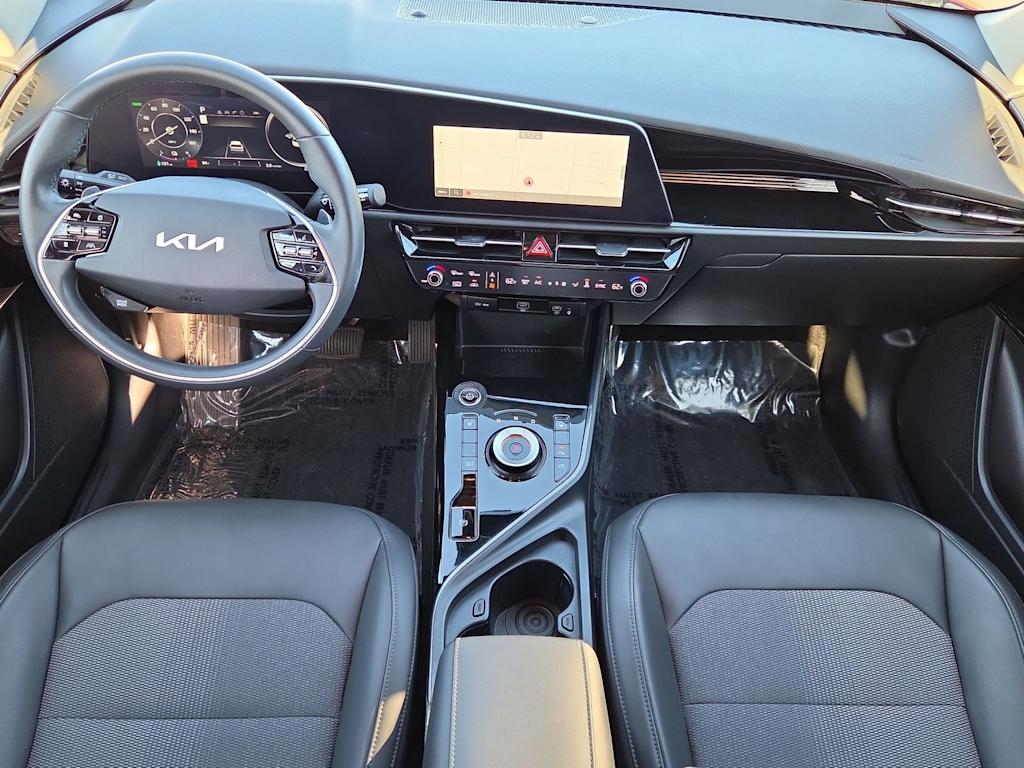 Thumbnail: 2023 Kia Niro - 10