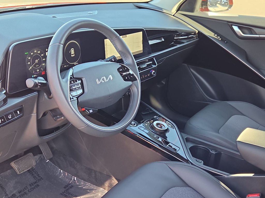 Thumbnail: 2023 Kia Niro - 2