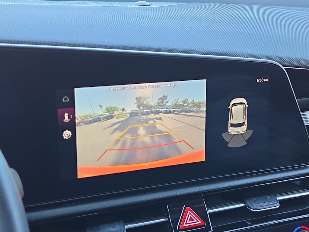 Thumbnail: 2023 Kia Niro - 16