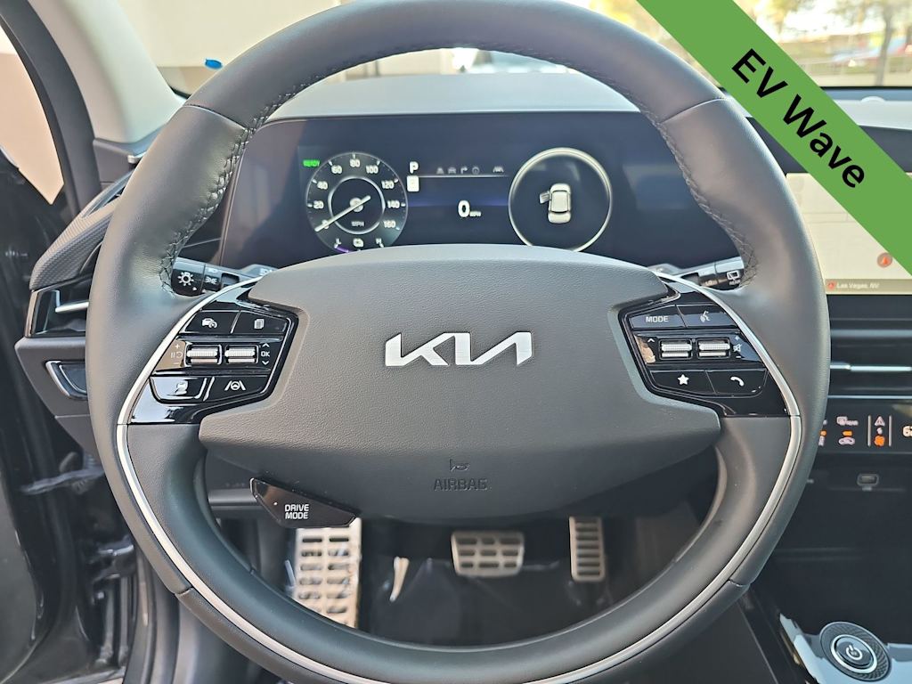 Thumbnail: 2024 Kia Niro - 13
