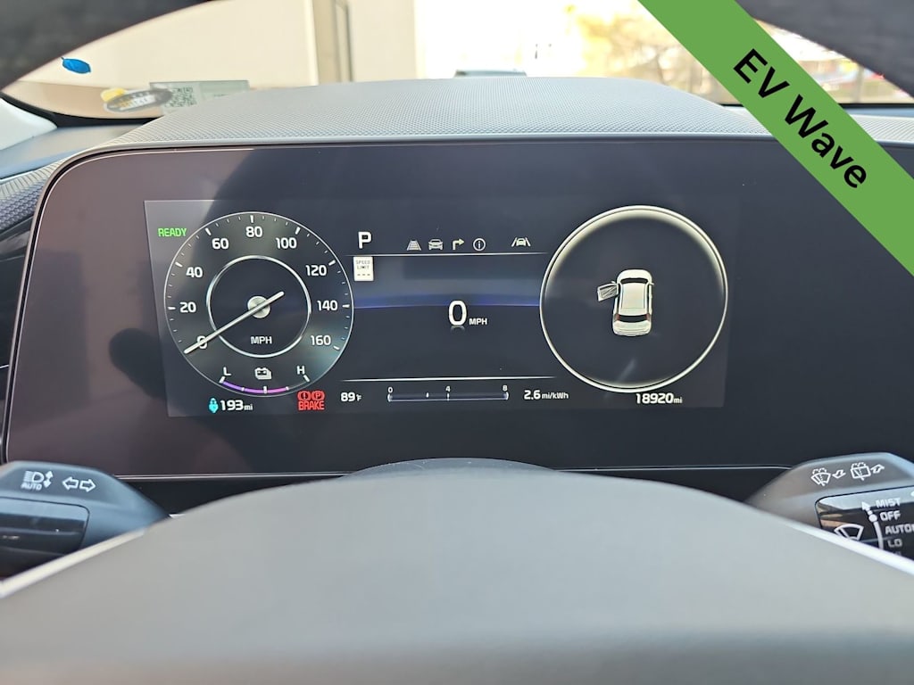 Thumbnail: 2024 Kia Niro - 17