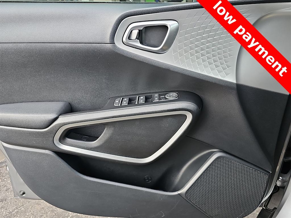 Thumbnail: 2024 Kia Soul - 25