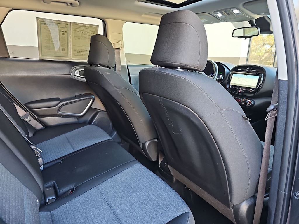 Thumbnail: 2022 Kia Soul - 12