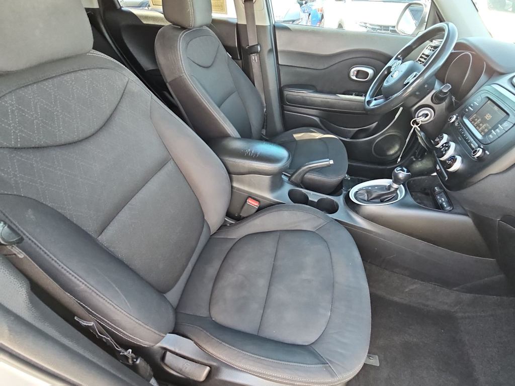 Thumbnail: 2017 Kia Soul - 12