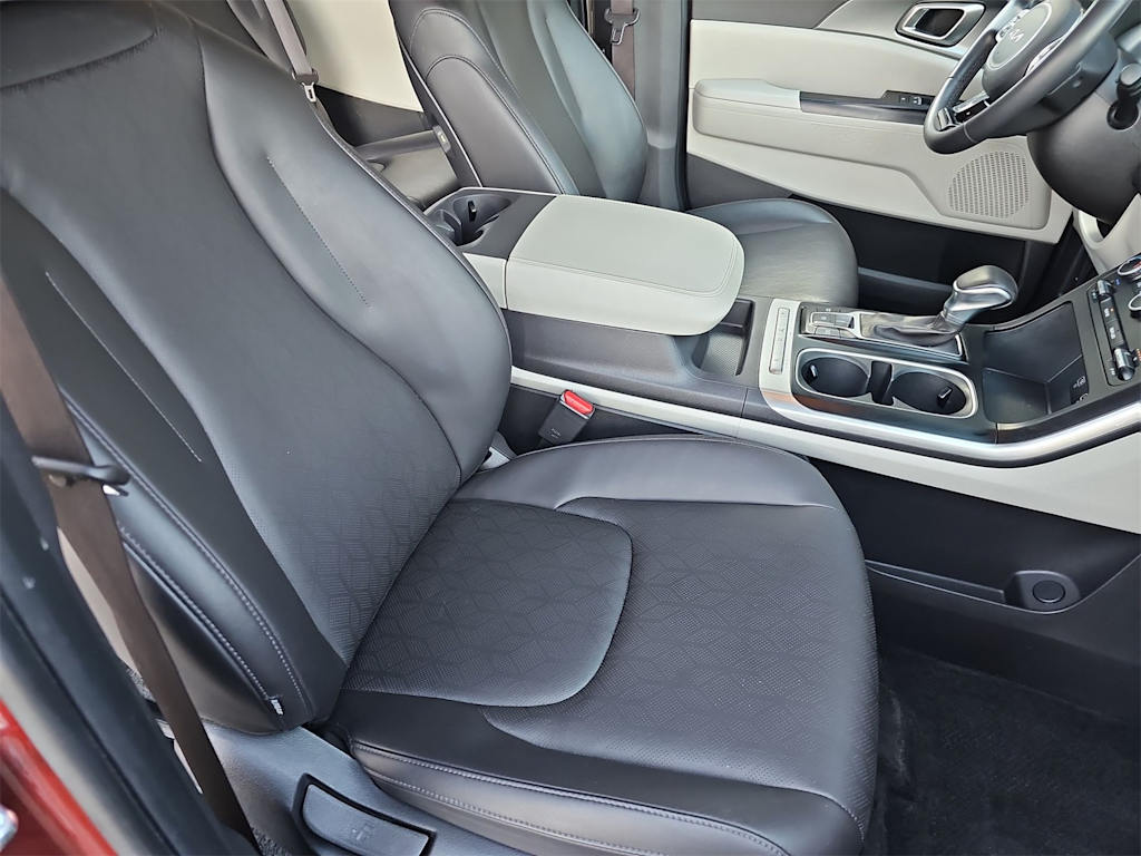 Thumbnail: 2024 Kia Carnival - 12