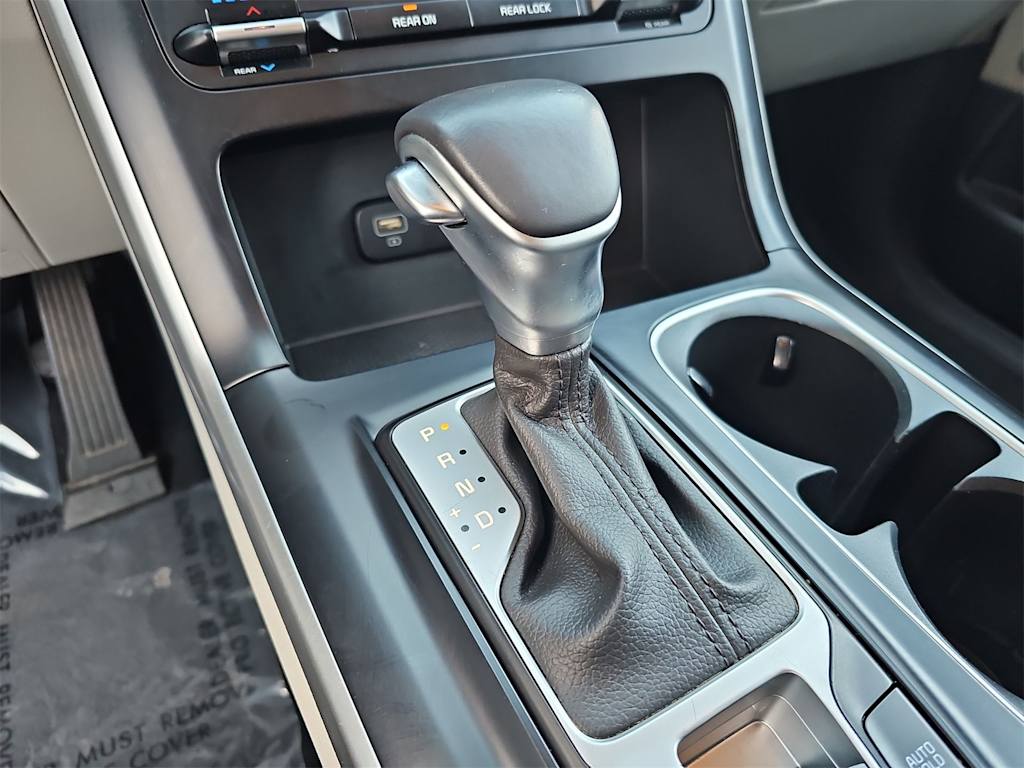 Thumbnail: 2024 Kia Carnival - 16