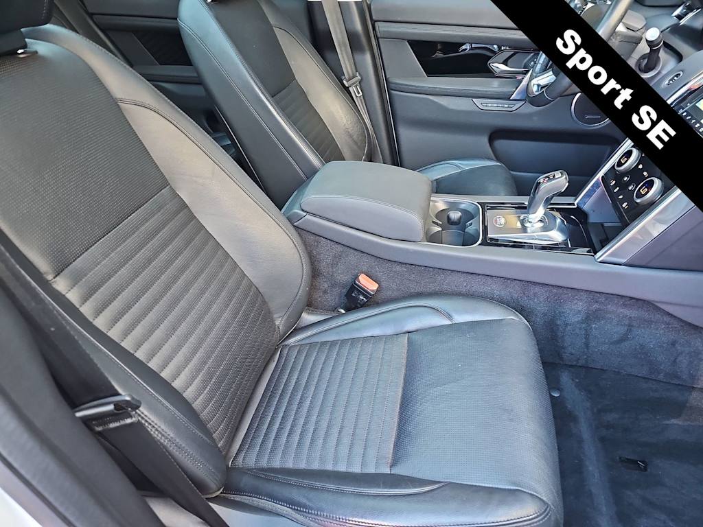 Thumbnail: 2020 Land Rover Discovery Sport - 11