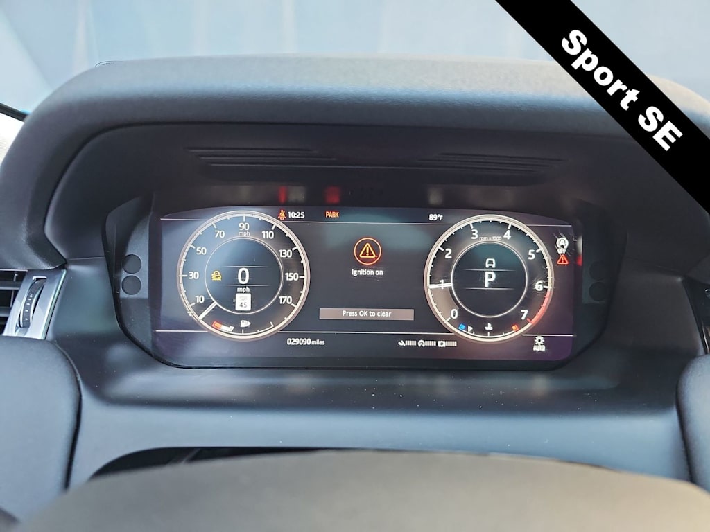 Thumbnail: 2020 Land Rover Discovery Sport - 16