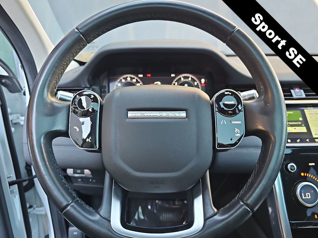 Thumbnail: 2020 Land Rover Discovery Sport - 13