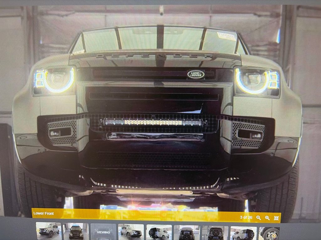 Thumbnail: 2024 Land Rover Defender - 9