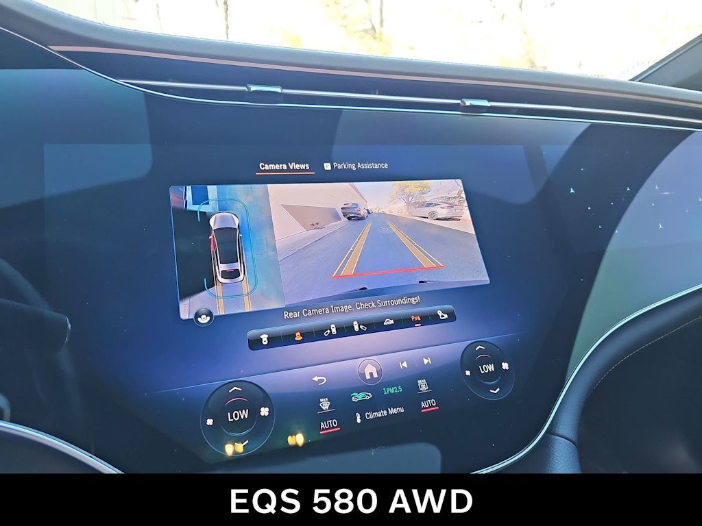 Thumbnail: 2023 Mercedes-Benz EQS - 25