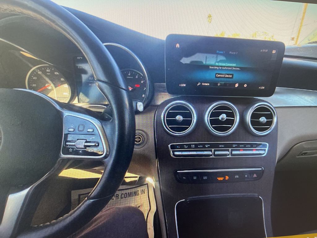 Thumbnail: 2022 Mercedes-Benz GLC - 2