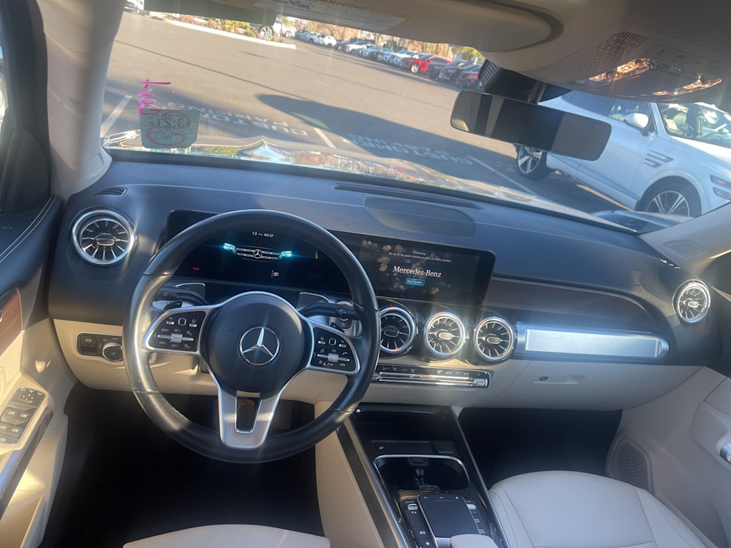 Thumbnail: 2022 Mercedes-Benz GLB - 7