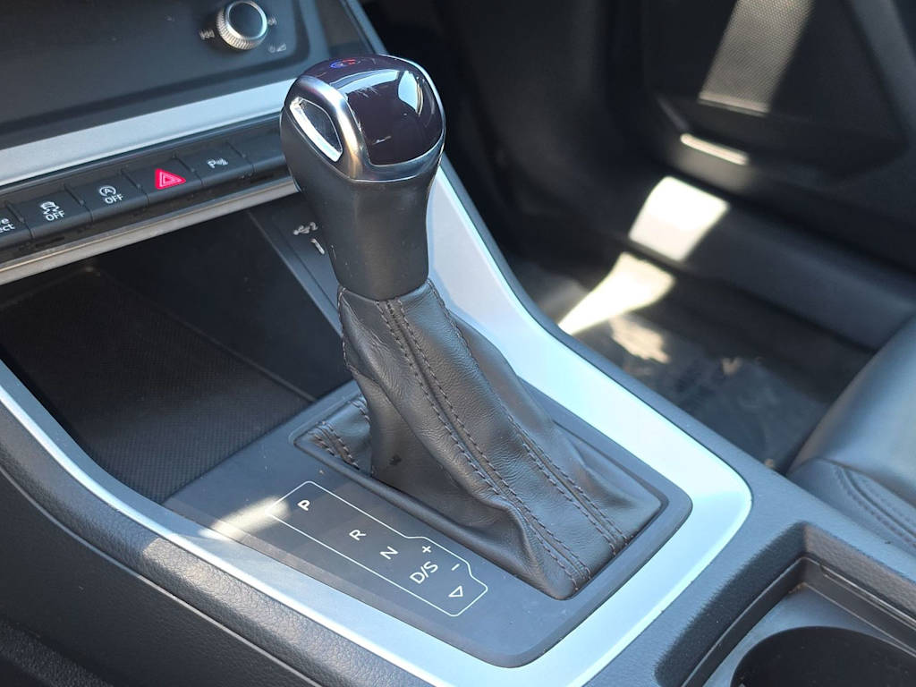 Thumbnail: 2022 Audi Q3 - 16