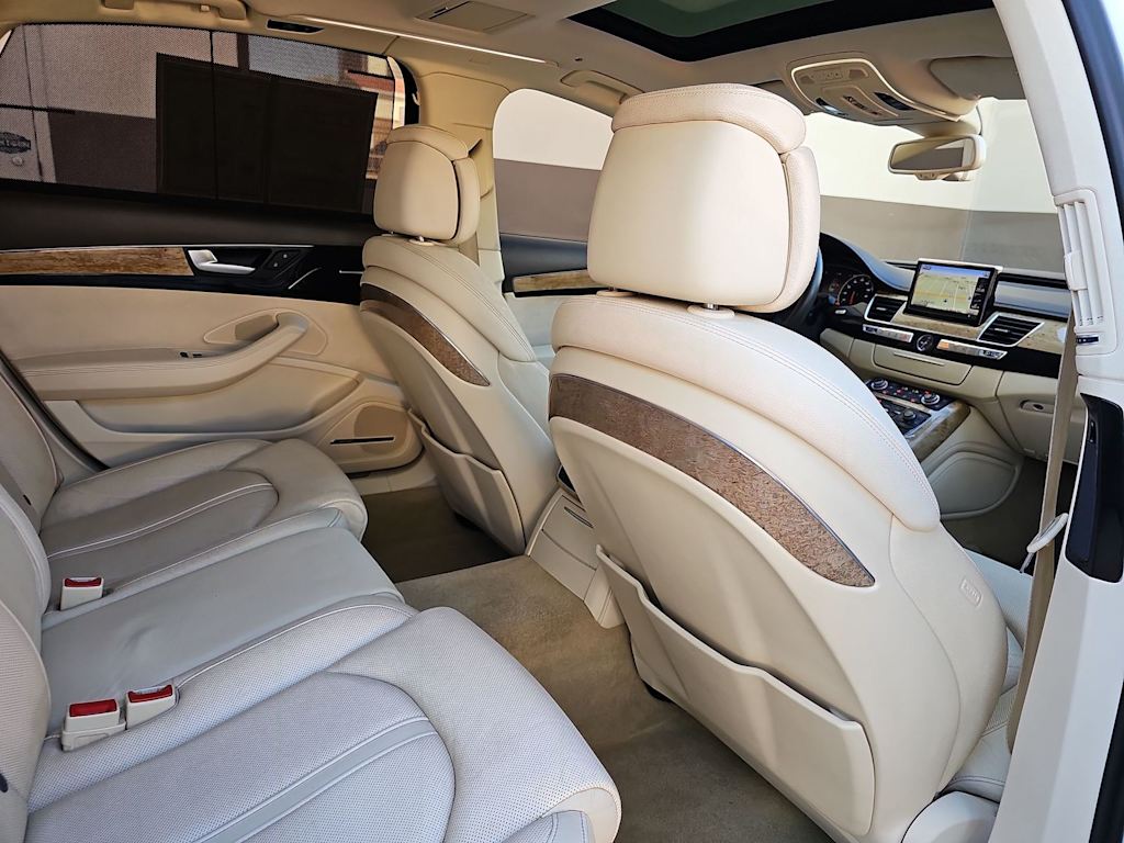 Thumbnail: 2013 Audi A8 - 12