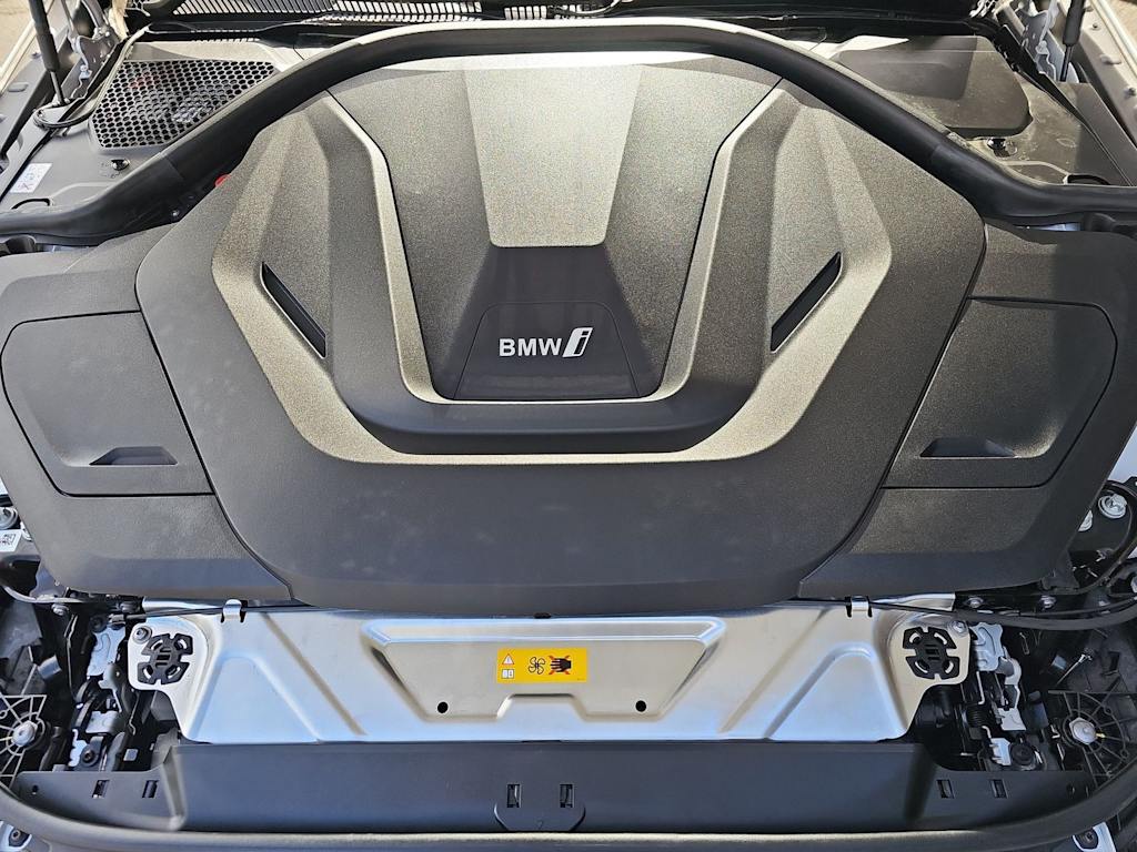 Thumbnail: 2024 BMW i4 - 9
