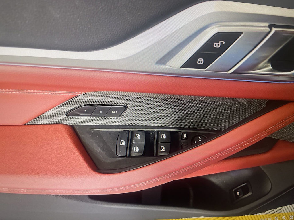 Thumbnail: 2023 BMW i4 - 15