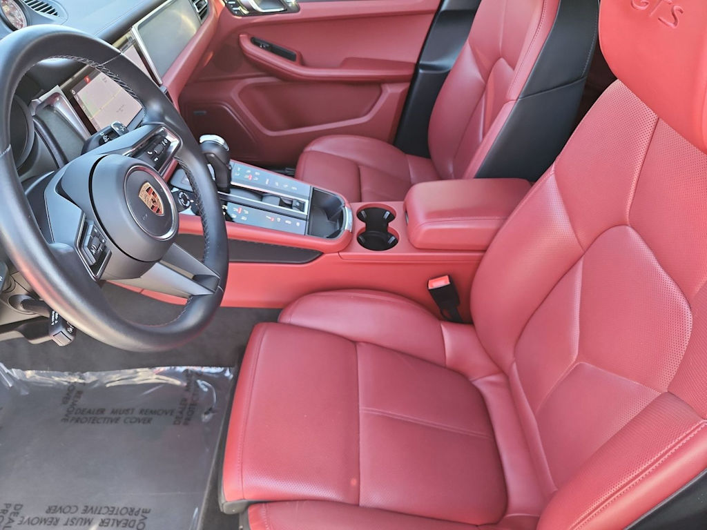 Thumbnail: 2024 Porsche Macan - 10