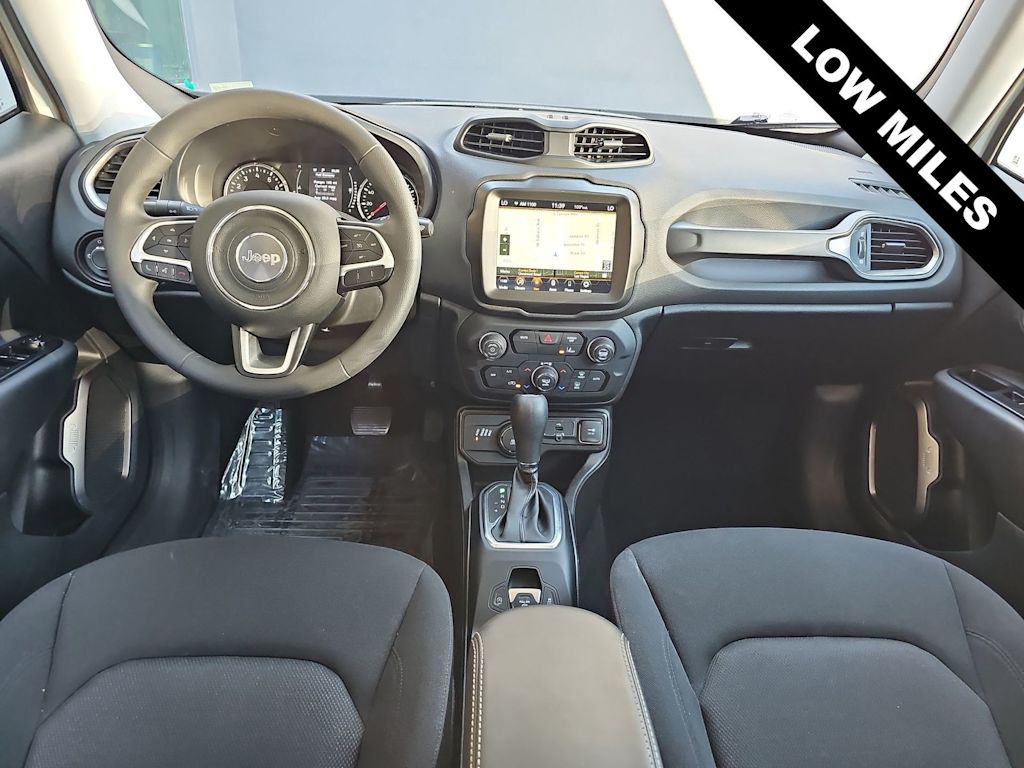 Thumbnail: 2023 Jeep Renegade - 9