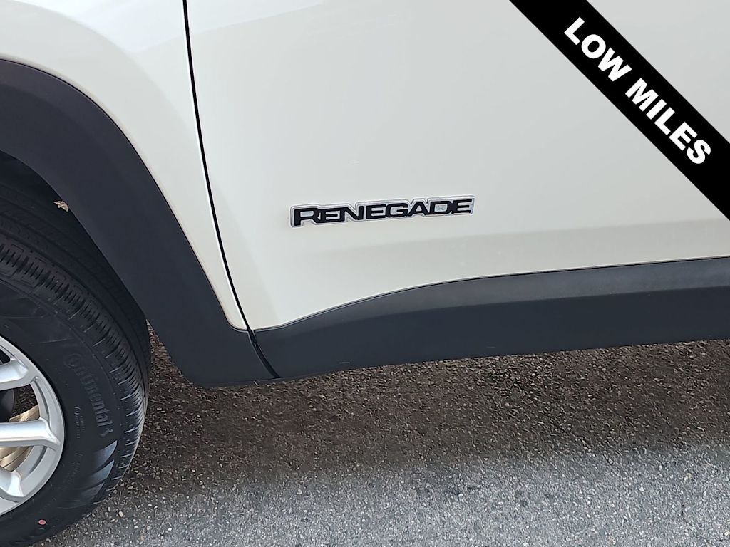 Thumbnail: 2023 Jeep Renegade - 7