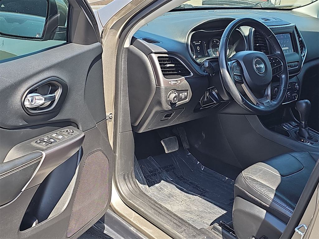 Thumbnail: 2021 Jeep Cherokee - 2