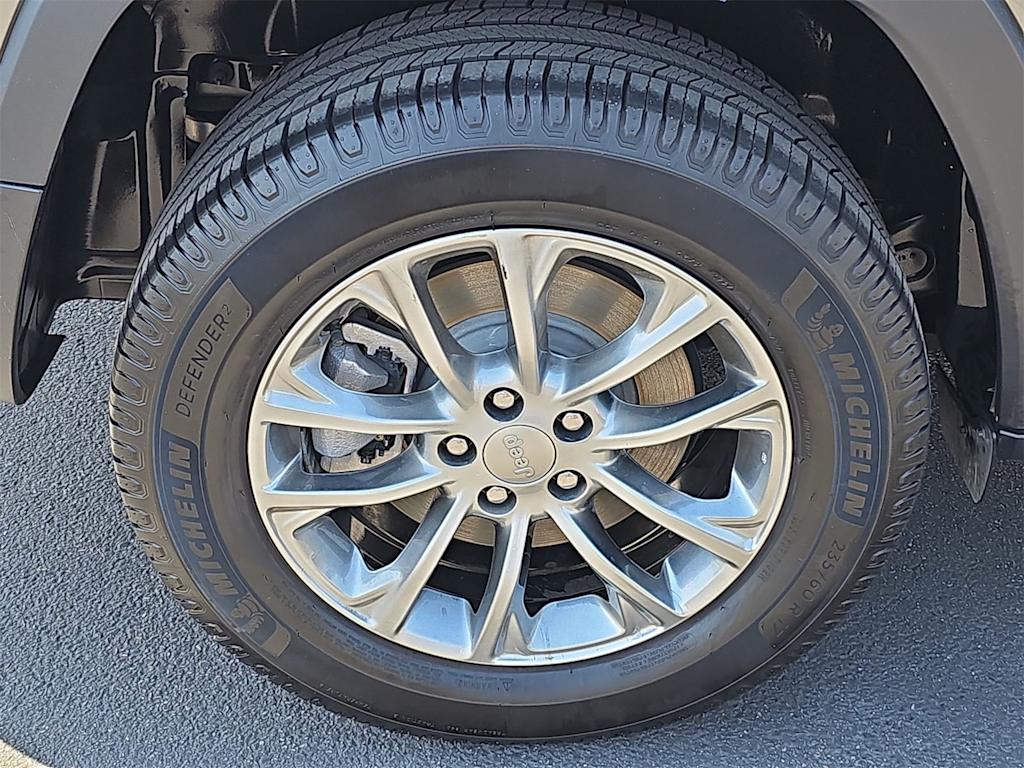 Thumbnail: 2021 Jeep Cherokee - 8