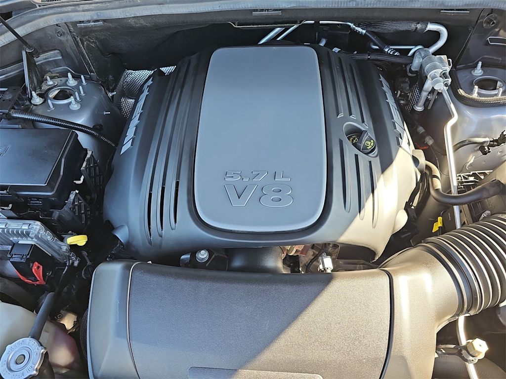 Thumbnail: 2017 Dodge Durango - 8