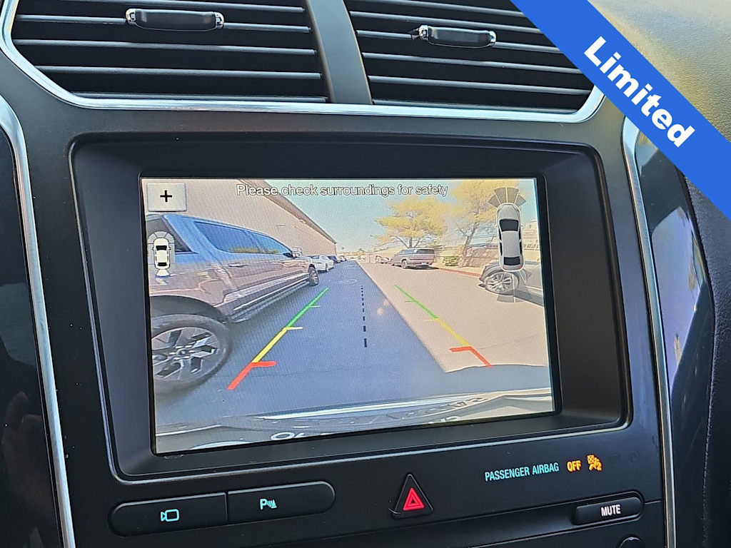 Thumbnail: 2019 Ford Explorer - 26