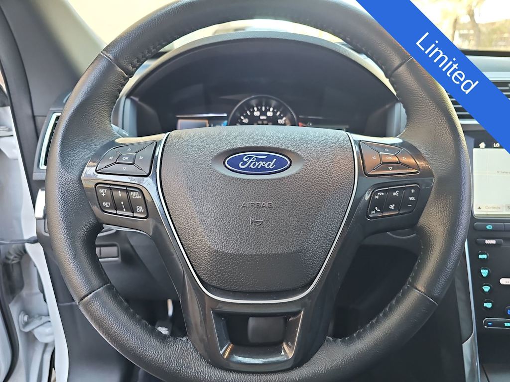 Thumbnail: 2019 Ford Explorer - 14
