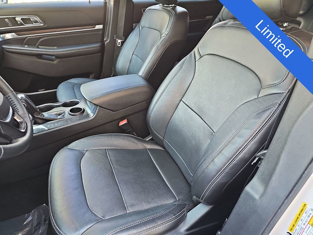 Thumbnail: 2019 Ford Explorer - 11