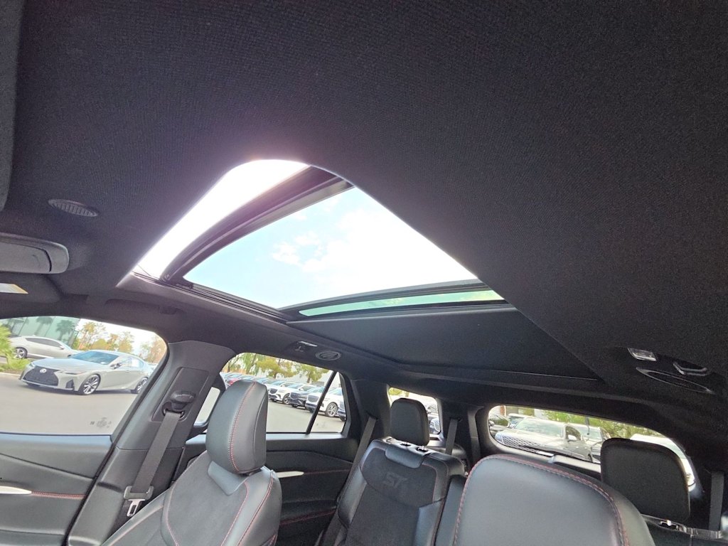 Thumbnail: 2025 Ford Explorer - 29