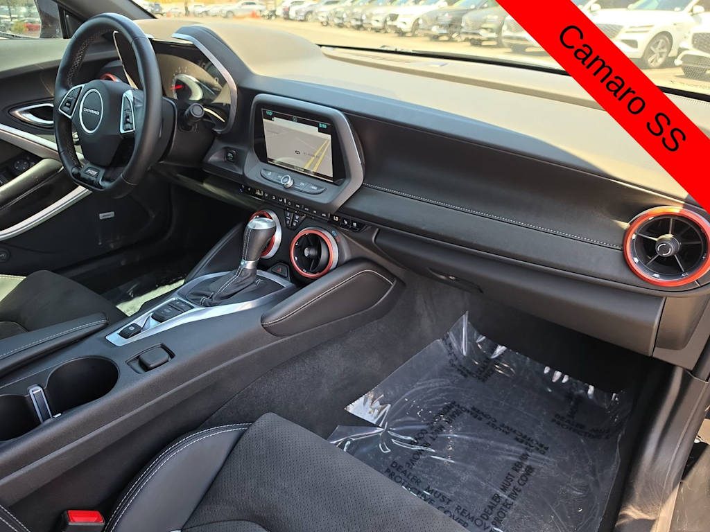 Thumbnail: 2018 Chevrolet Camaro - 10