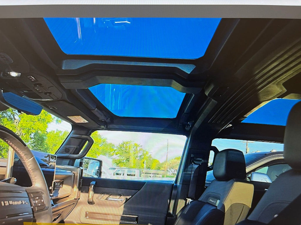 Thumbnail: 2024 GMC Hummer EV - 16