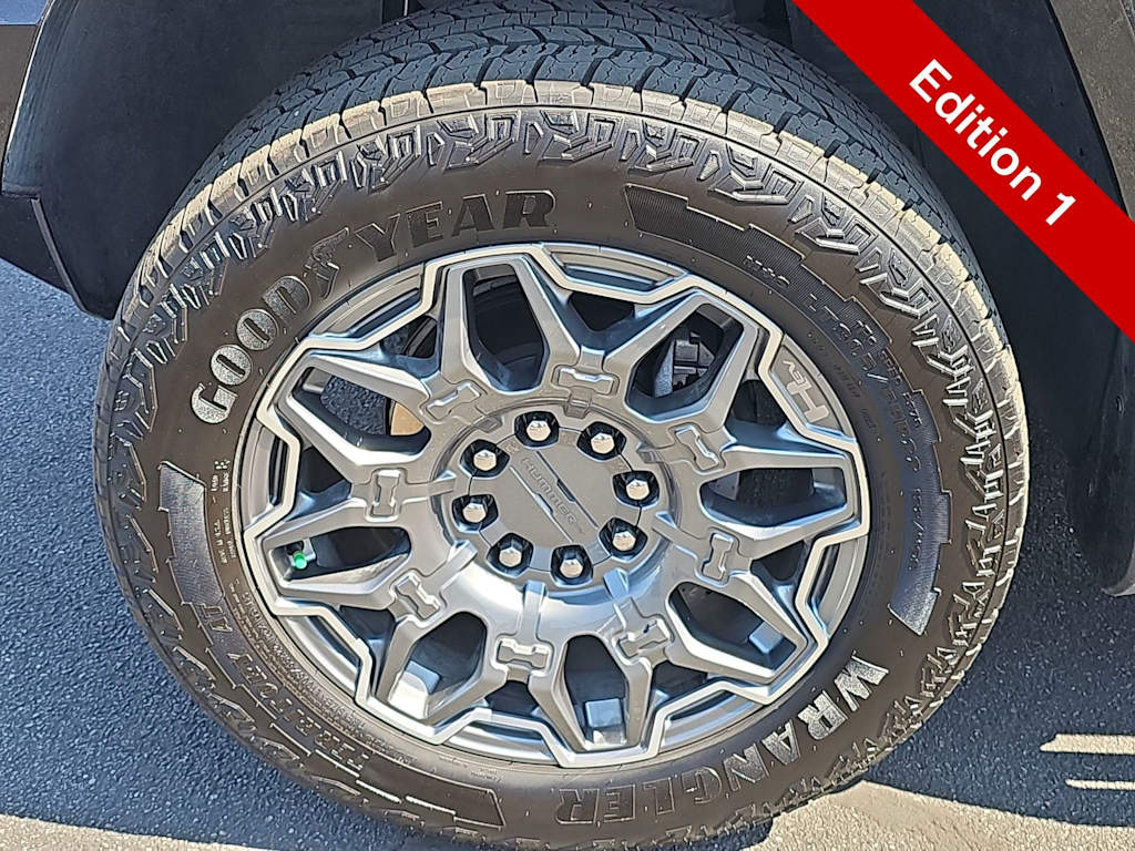 Thumbnail: 2024 GMC Hummer EV - 7
