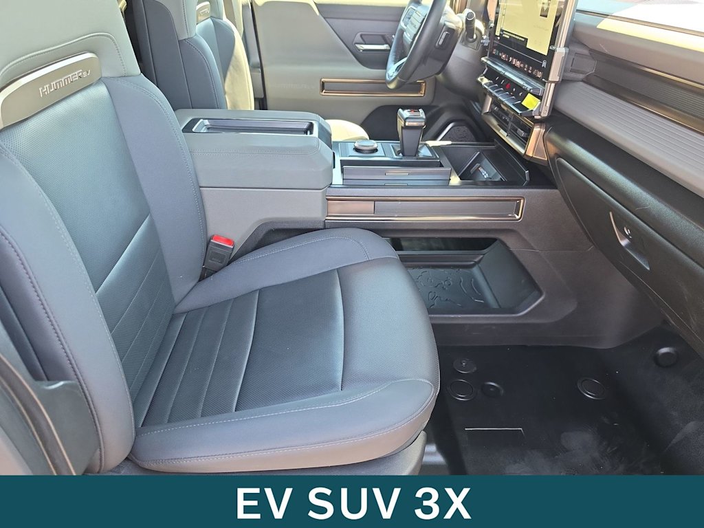 Thumbnail: 2024 GMC Hummer EV - 21