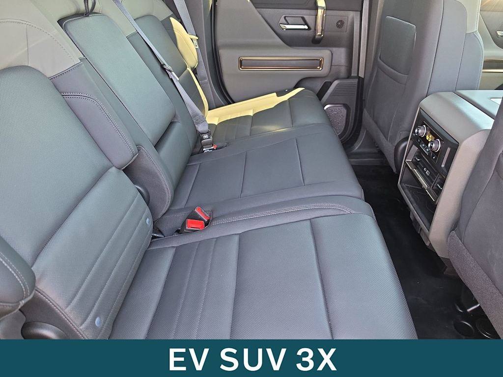 Thumbnail: 2024 GMC Hummer EV - 11