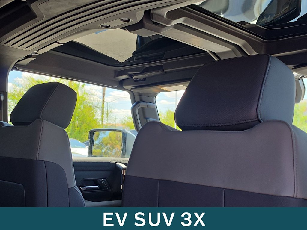 Thumbnail: 2024 GMC Hummer EV - 20