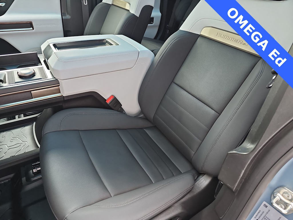 Thumbnail: 2024 GMC Hummer EV - 8