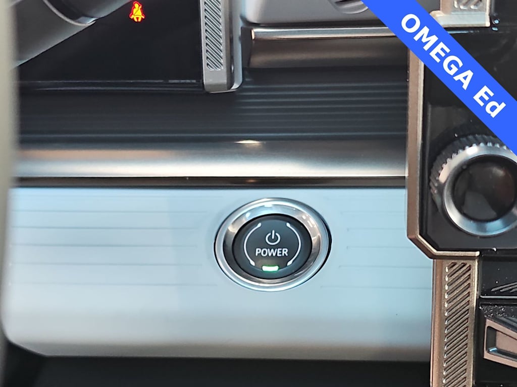 Thumbnail: 2024 GMC Hummer EV - 24