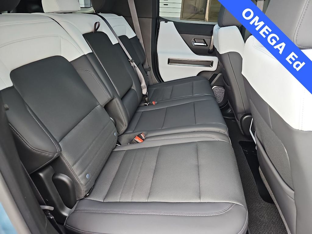 Thumbnail: 2024 GMC Hummer EV - 22