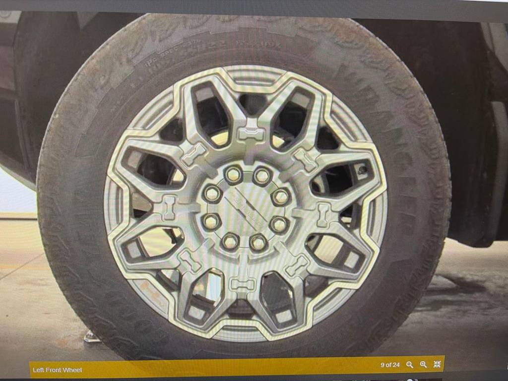 Thumbnail: 2025 GMC Hummer EV - 15