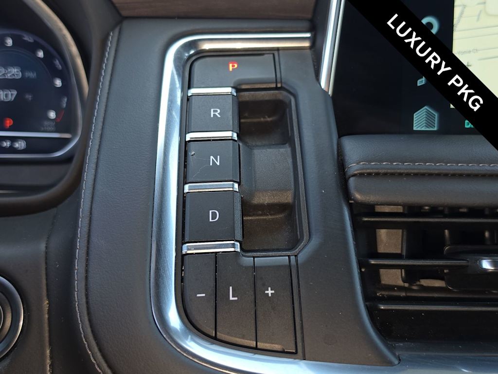 Thumbnail: 2024 Chevrolet Suburban - 25