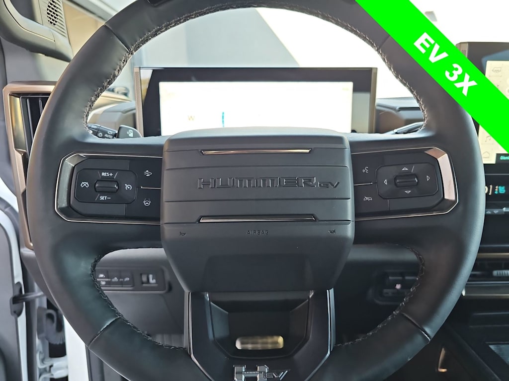 Thumbnail: 2024 GMC Hummer EV - 23
